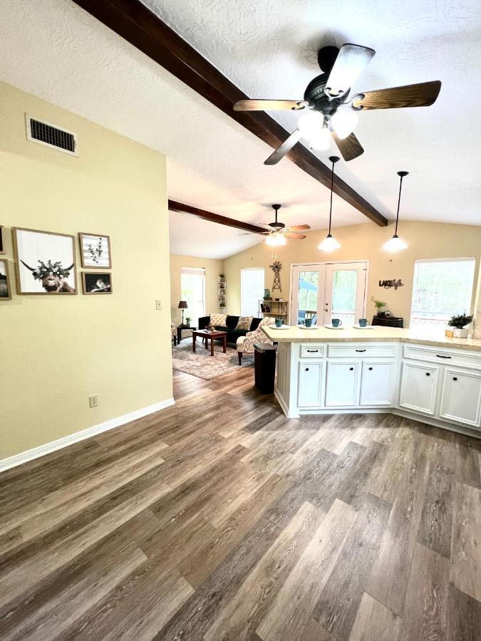 2 Bdrm Treehouse Hideout- Lake Conroe With Boat Ramp มอนต์โกเมอรี ภายนอก รูปภาพ