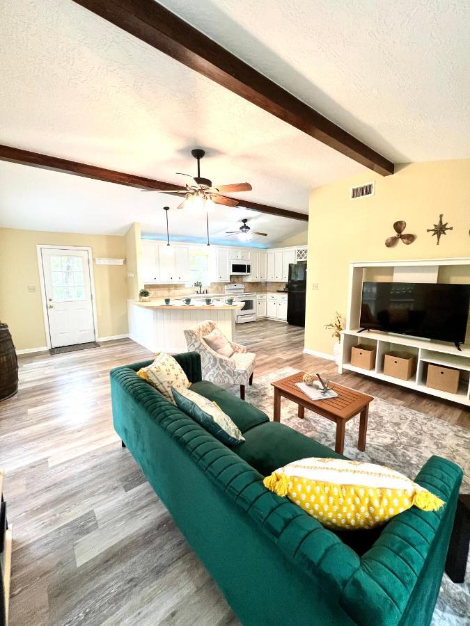2 Bdrm Treehouse Hideout- Lake Conroe With Boat Ramp มอนต์โกเมอรี ภายนอก รูปภาพ